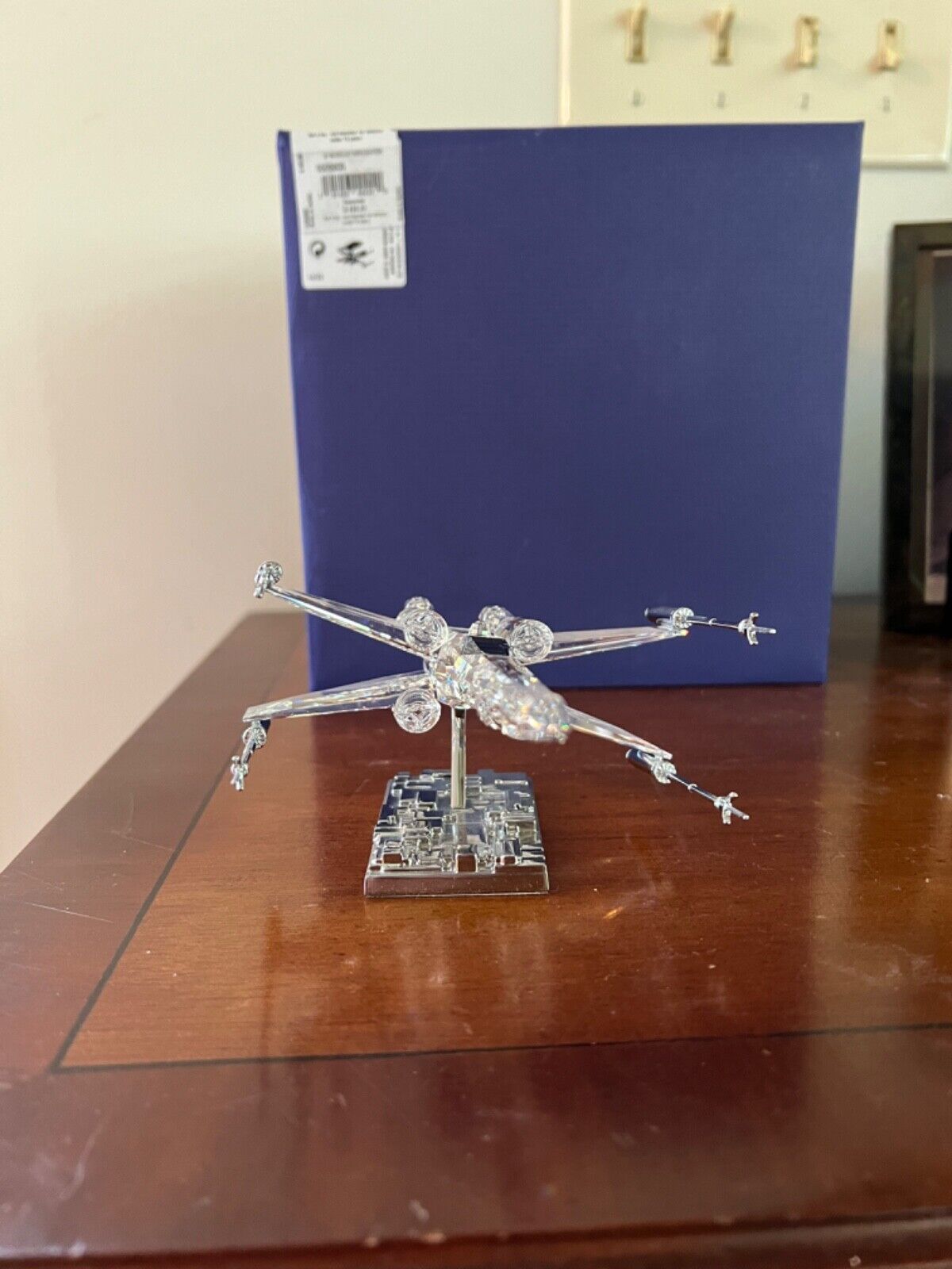 Swarovski Star Wars X-Wing Fighter Crystal Figurine 5506805 Swarovski Star Wars X-Wing Fighter Crystal Figurine 5506805