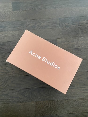 White Acne Studios Leather Sneakers (Sz 39, Adriana TurnUp)