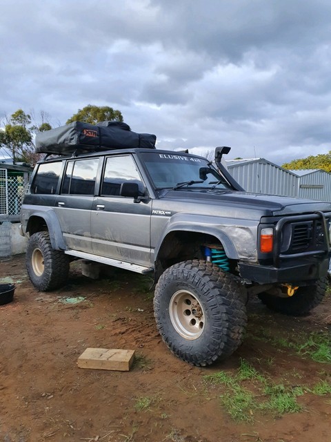 1989 nissan patrol