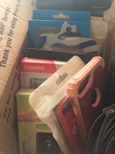 Amazon Returns IPHONE Cases,Over $400 Value! Many iPhone X Cases+ Many Xtras!