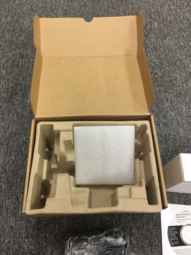 LENOVO ThinkPad USB PORT REPLICATOR WITH DIGITAL VIDEO USB Docking 45K1610