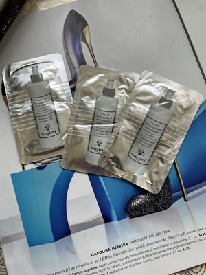 Sisley LYSLAIT CLEANSING MILK with White Lily sample 5ml x3pc = 15ml