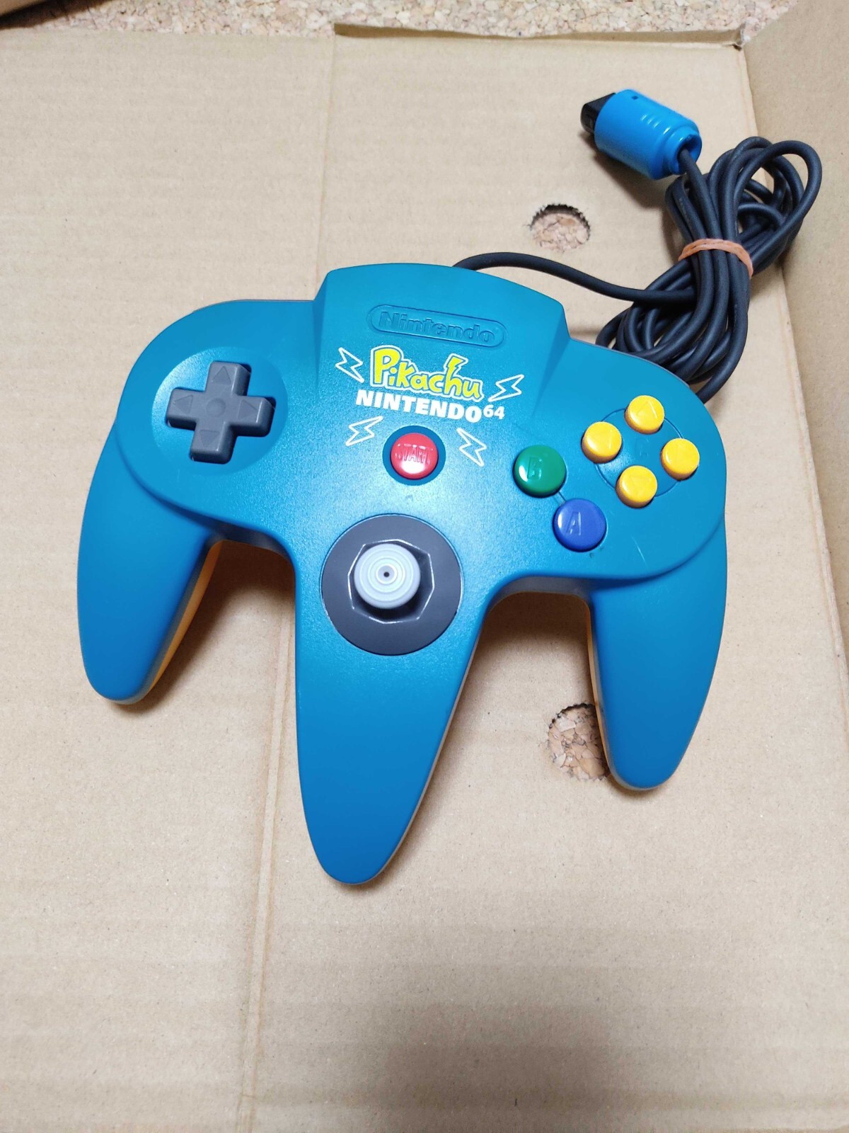 妖怪ウォッチ ポケットモンスター マリオ64 Nintendo 64 Pikachu + Super Mario 64 Bundle - Consolevariations