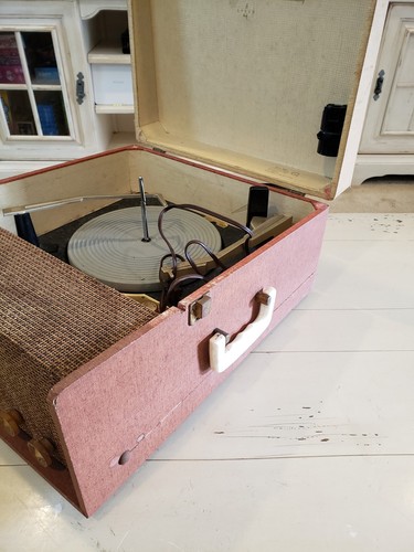 Vintage Silvertone Turntable, Model: 9244, Needs Repair