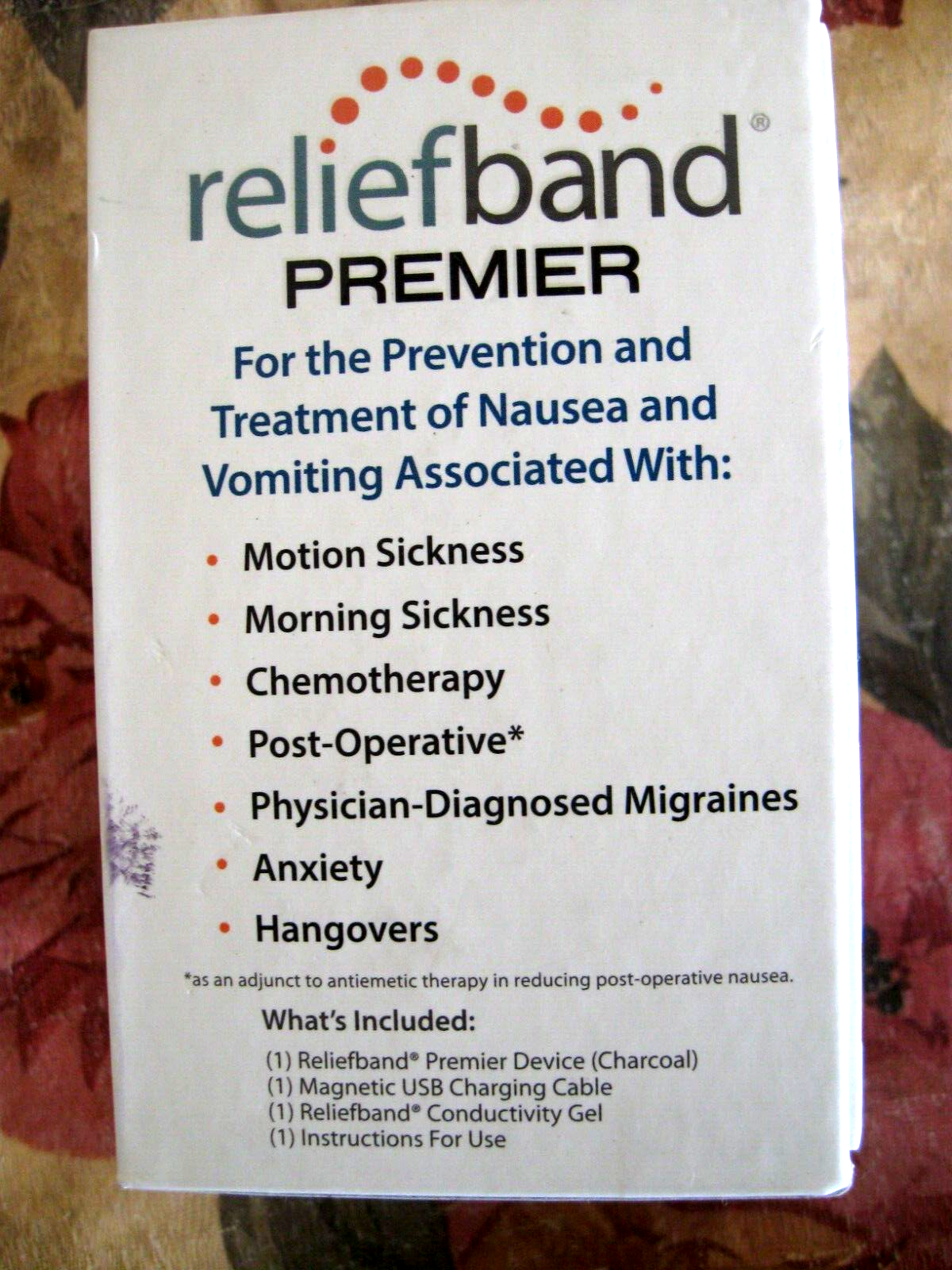 Relief Band Premier 2.0 Wristband for Nausea Motion Sickness /Charger Cable GRAY