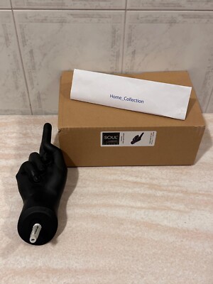 HANGER HAND – Finger mano appendiabiti da parete nero opaco - Soul Light Design