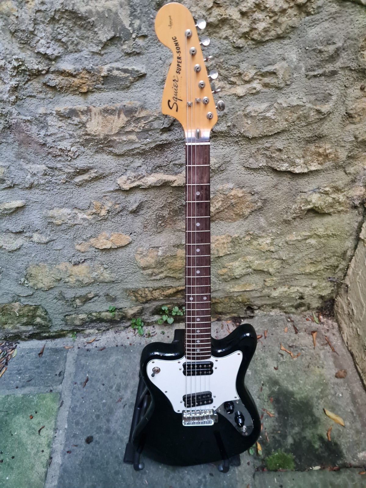 Fender Squier Vista Super-Sonic (Japan) - FREE UK DELIVERY Fender Squier Vista Super-Sonic (Japan) - FREE UK DELIVERY