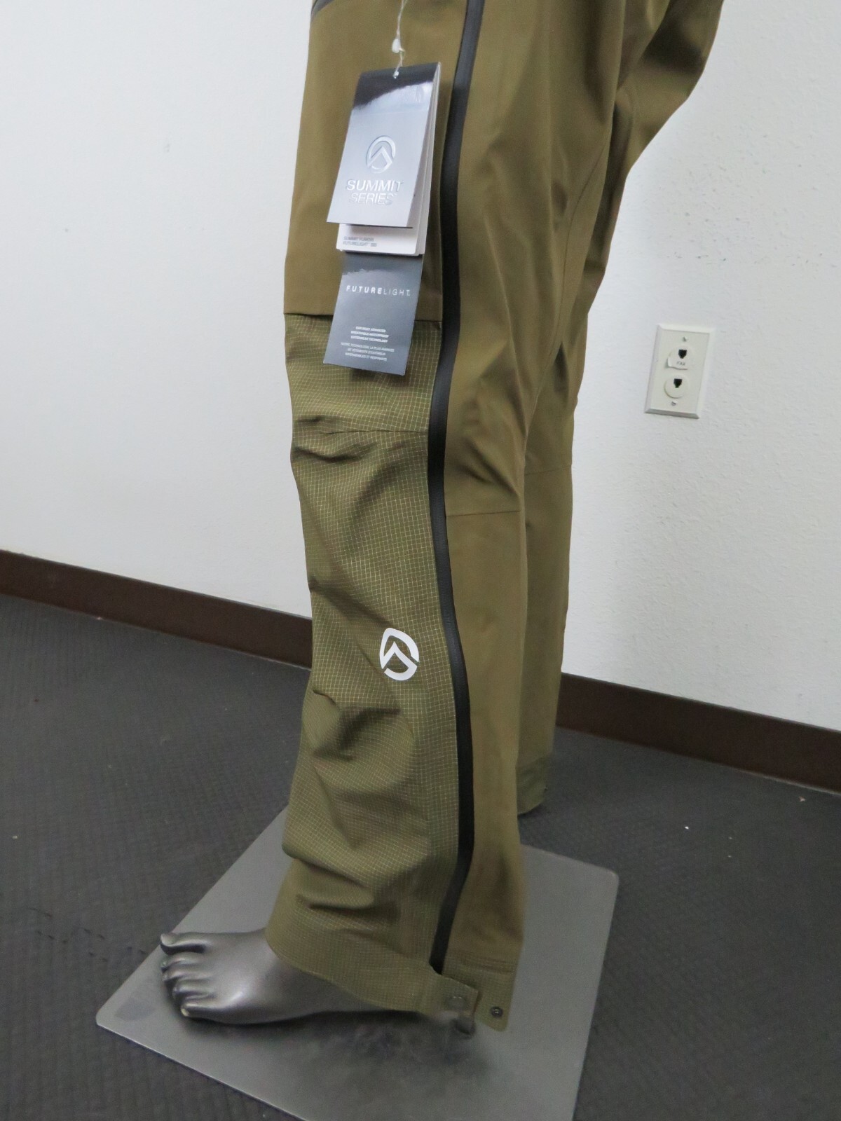 Pre-owned The North Face Mens  Pumori Futurelight Waterproof Ski Bibs Shell Pants - Olive In Pine Needle
