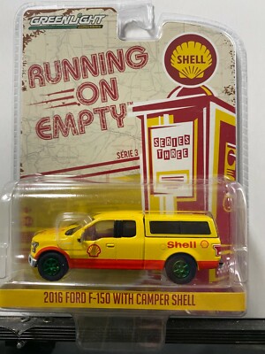 1/64 GREENLIGHT RUNNING ON EMPTY 2016 FORD F-150 SHELL OIL PICKUP CHASE CAR