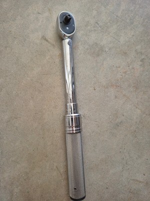Wright Tool 2477 Micro-Adjustable Click Type Torque Wrench 30-150'' lbs