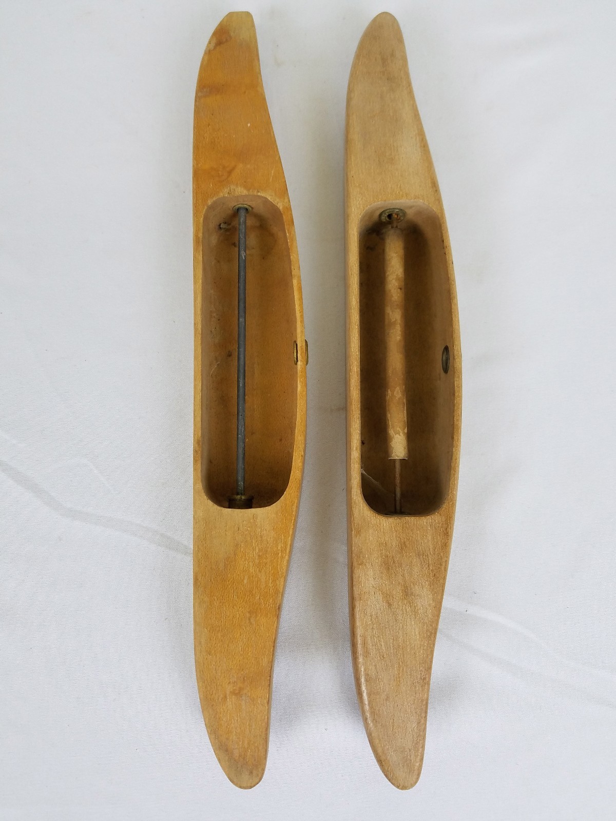 Vintage Wood Weaving Boat Shuttles Lot Of 2 Maple/ Birch Closed Bottom 11.5