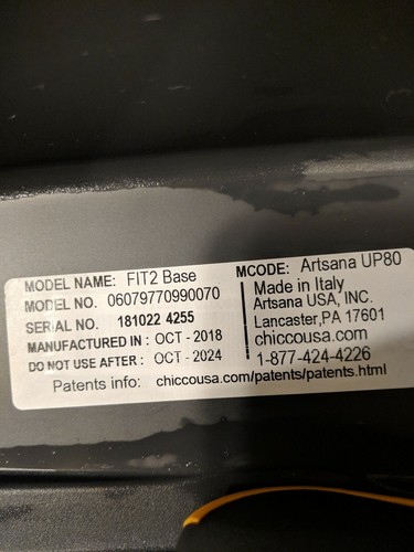 DISCOUNTED!! Chicco Fit2 Infant & Toddler Car Seat Base