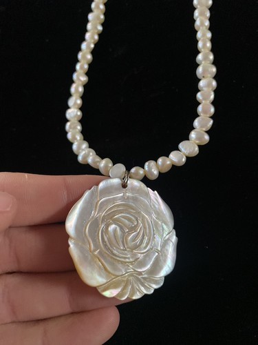 ★関税込★VINTAGE HOLLYWOOD★Flower Vine Pearl Necklace★ ☆関税込☆VINTAGE HOLLYWOOD☆Flower Vine Pearl Necklace☆