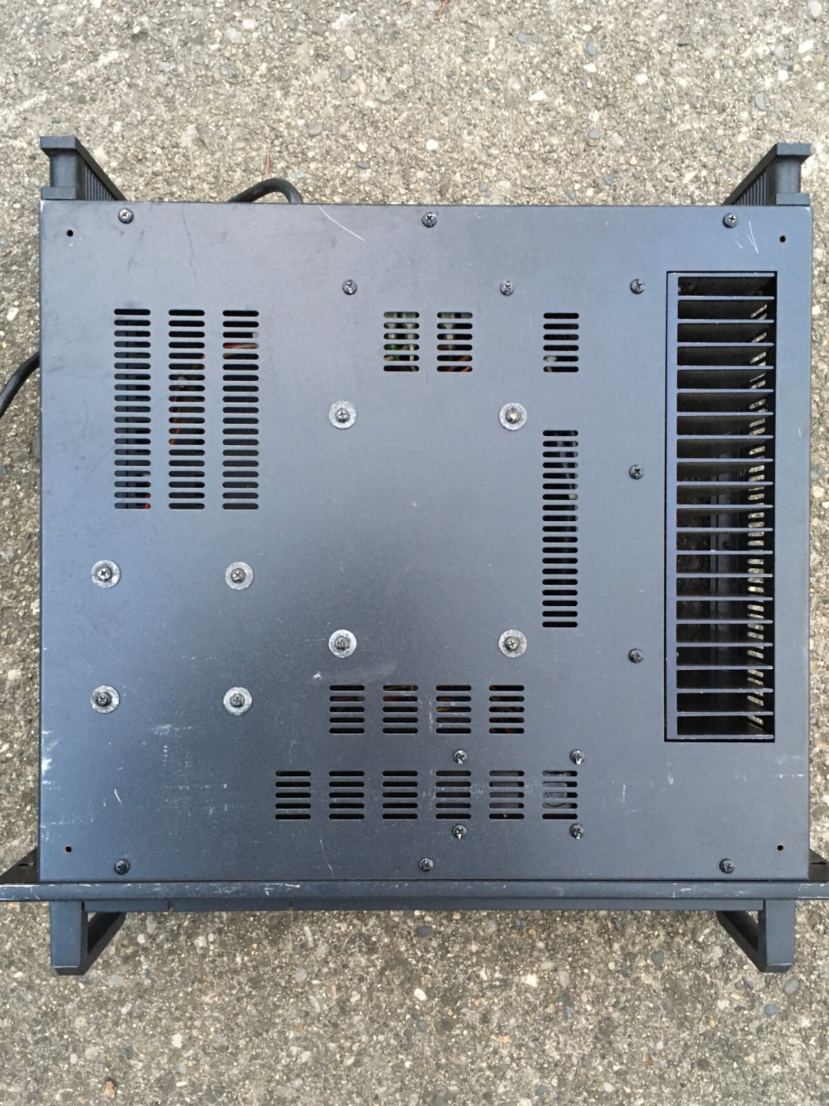 TOA P-150M Power amplifier 220w @ 4 ohm, work great $125. | eBay