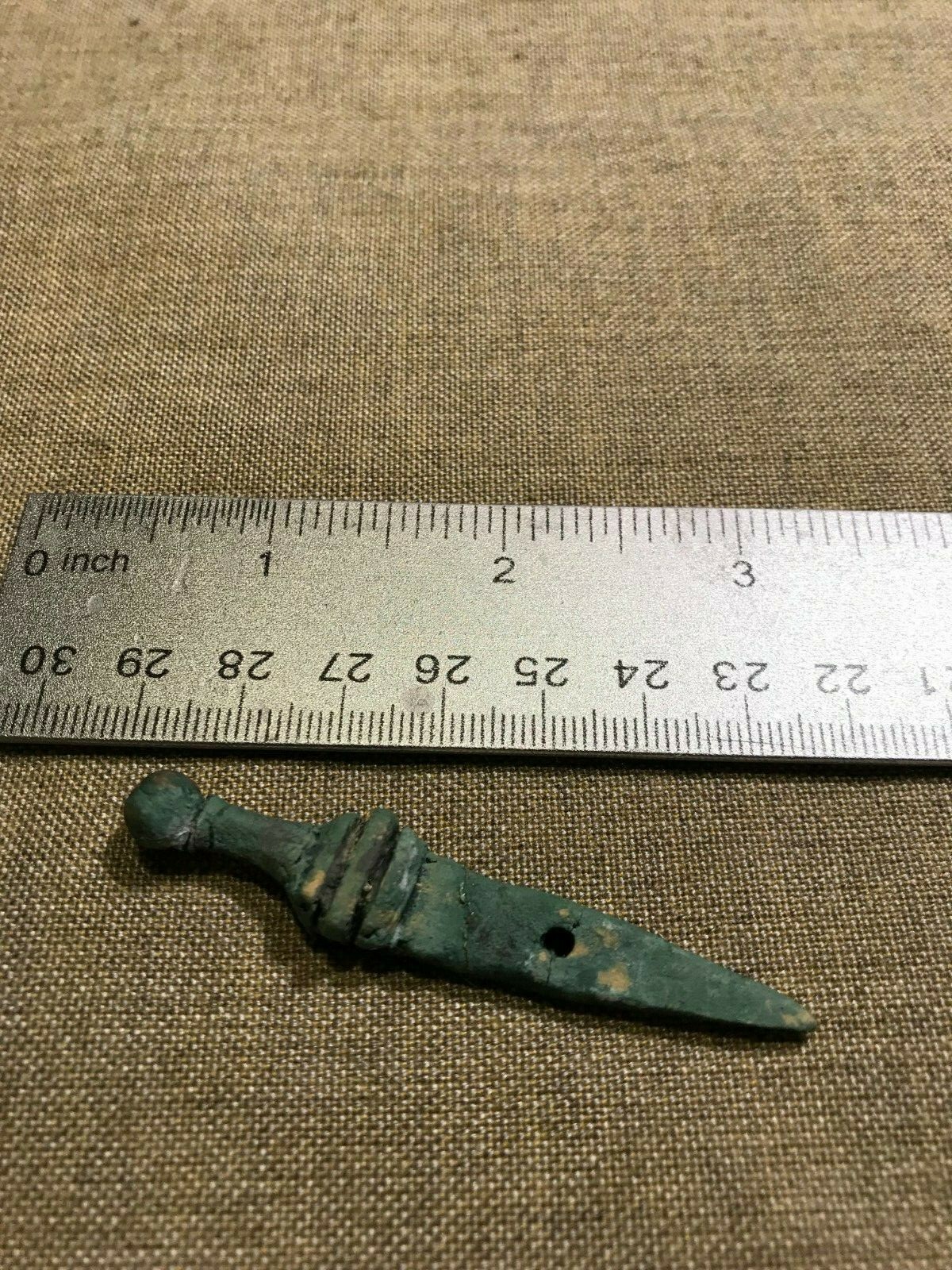 ANCIENT ROMAN LEGIONARIES SMALL GLADIUS SWORD PENDANT AMULET
