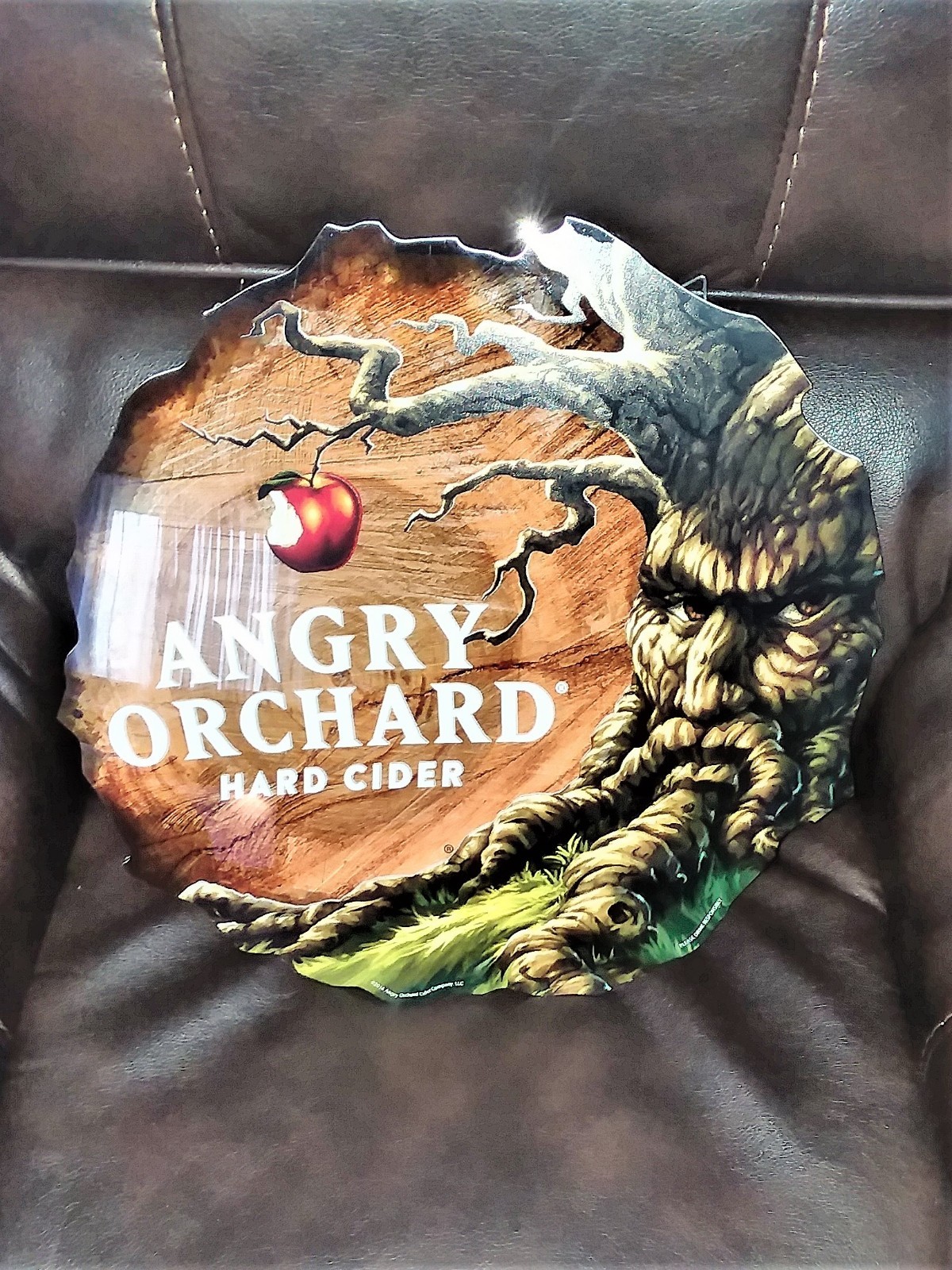 LARGE LOT OF EIGHT BRAND NEW LIGHTED SIGNS IN ORIGINAL BOXES AS SEEN