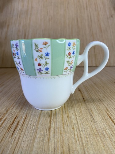 Cup No. 9438 Green Floral New (other) Discontinued