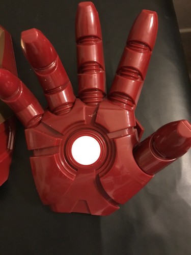 IRON MAN Helmet & Hand Wall Light ~ Works Great