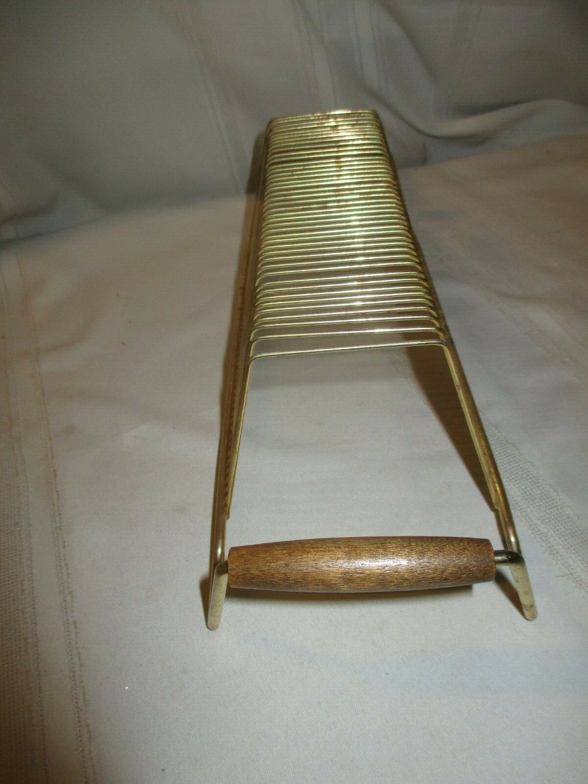 2 Vintage 40 Slot 45 rpm LP ALBUM Record Holders Racks Stands Gold Tone Metal