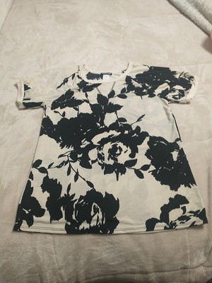 Womens Size Small Hemish U.S.A Brand Top Floral Print