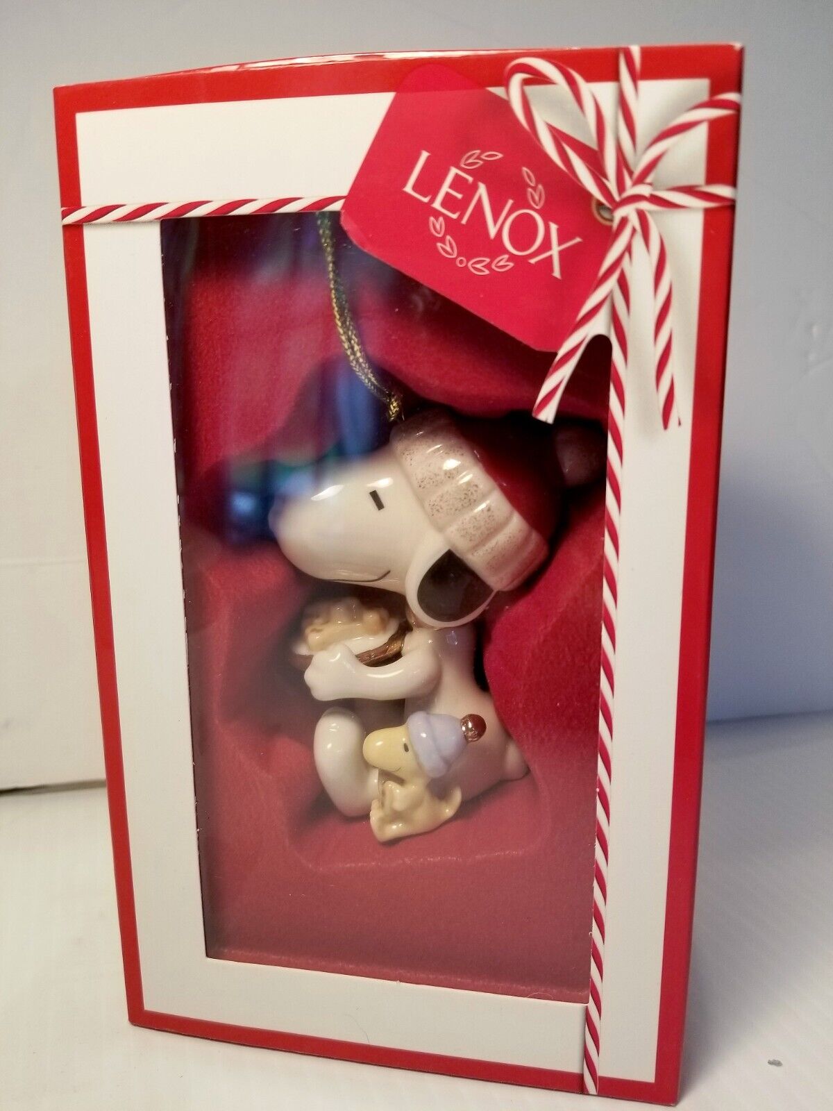 暮らしに便利なアイテム Woodstock 2019 Ornament Treats Dog Snoopy Lenox NEW BOX IN コレクション