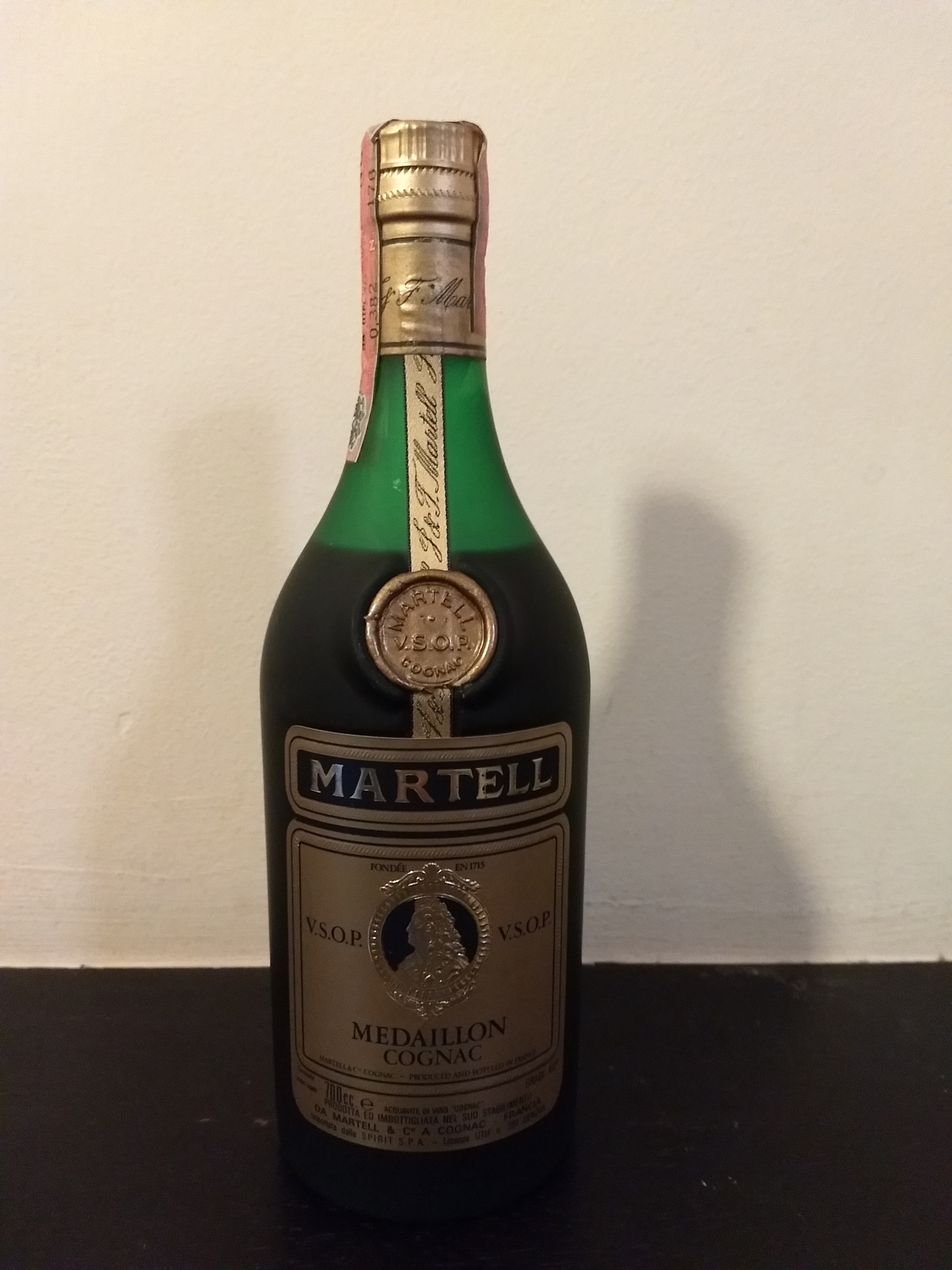 COGNAC MARTELL MEDAILLON 70CL 40% BOTTLED IN THE 70/80'S | eBay COGNAC MARTELL MEDAILLON 70CL 40% BOTTLED IN THE 70/80'S | eBay