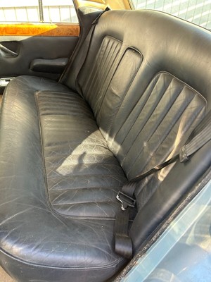 image 7 of interior