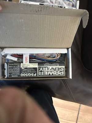 Power Sentry PSQ500QD MVOLT Fluorescent Battery Pack (NEW) Quick Mount