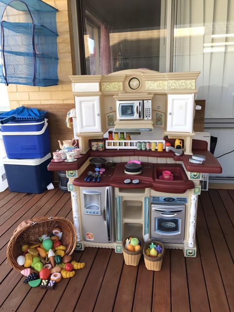 Step2 Lifestyle Partytime Kitchen Play Accessories Toys Indoor