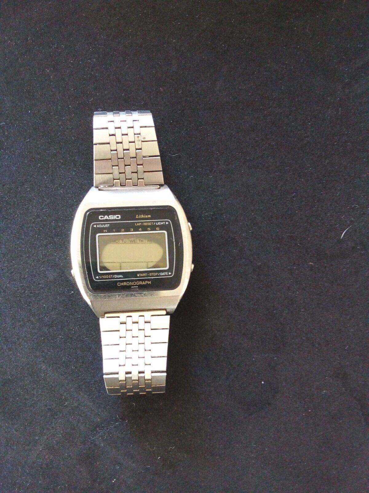 Vintage Casio 95QS-42 Watch digital lituim chronograph Japan Vintage Casio 95QS-42 Watch digital lituim chronograph Japan