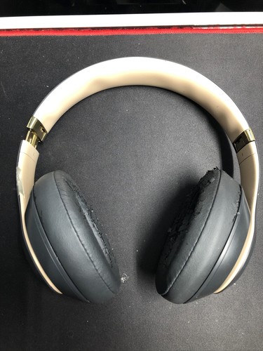 Beats Studio3 Wireless Headphones The Beats - Shadow Gray | eBay