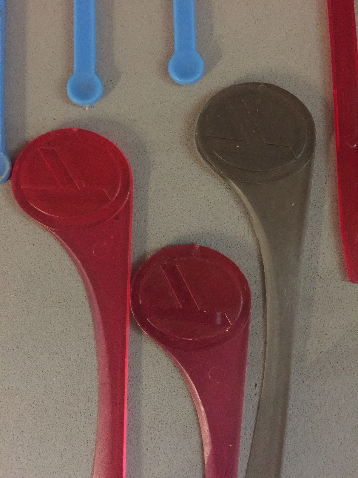 VINTAGE 1960s 40 SWIZEL STICKS AIRLINE (PAN AM BRANIFF +) RESTAURANT, MISC