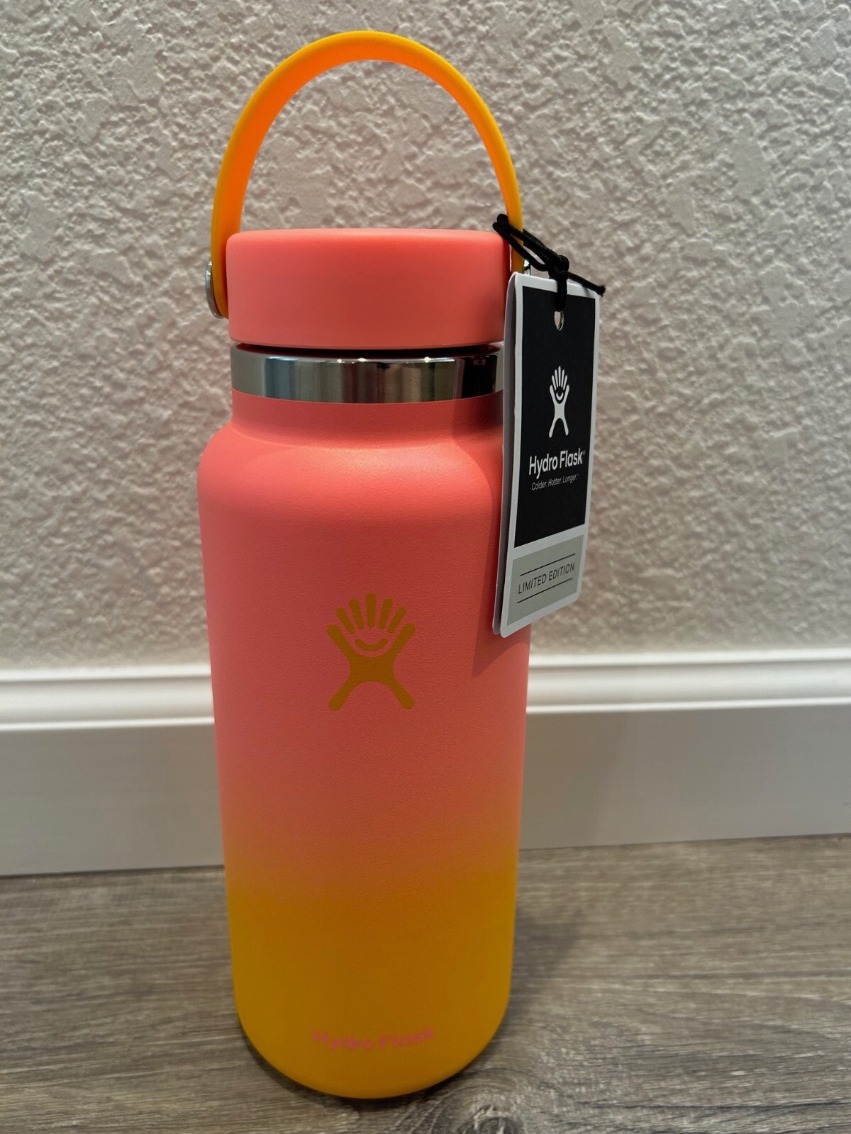 【ハワイ限定】Hydro Flask ピンク NWT Hydro Flask Hawaii Limited Coral / Pink Rainbows 32oz