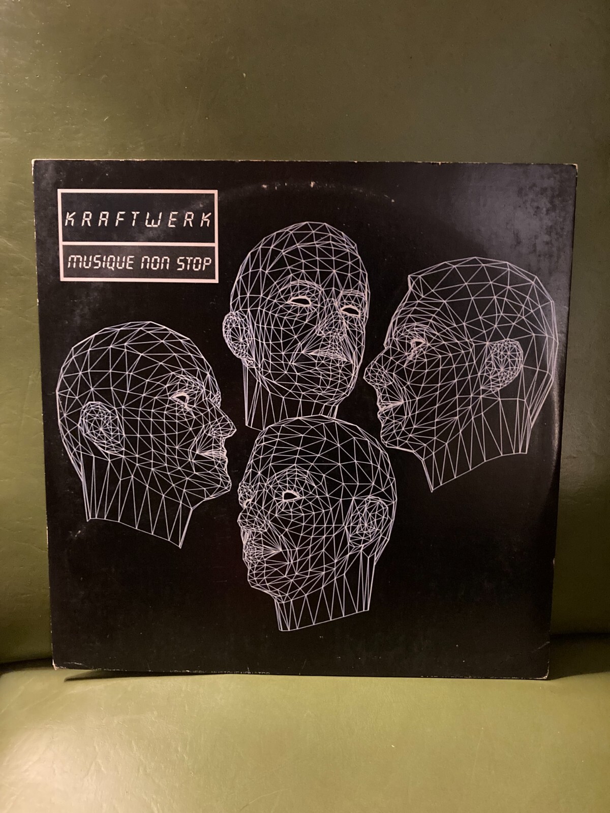 Kraftwerk Musique Non Stop 12\