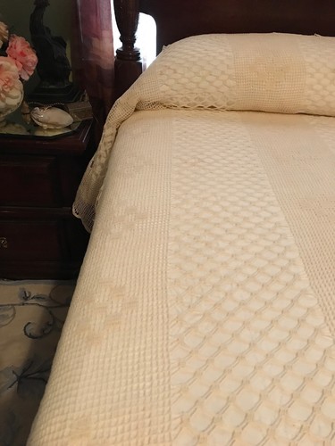 Vintage Rare Hand-Crocheted Tablecloth/Bedspread Perfection Personified Large