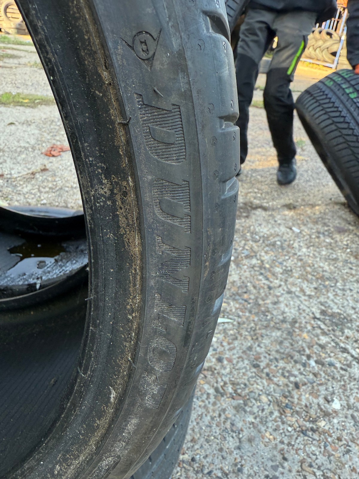 New 305 25 20 Dunlop Sport Maxx RT  Tyres x2, 97y, A Pair (F1_tyres) YD280