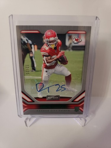 2019 PANINI PLAYBOOK DARWIN THOMPSON AUTO GREEN PARALLEL ROOKIE RC  12/25 CHIEFS