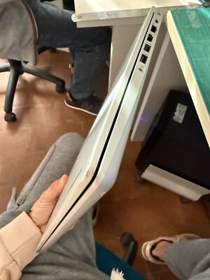 Foto dell'oggetto di un acquirente verificato