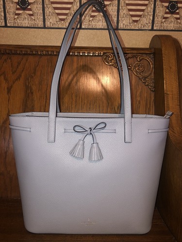 セールkate spade Hayesリボンタッセルレザートップジップトート セールkate spade Hayesリボンタッセルレザートップジップトート