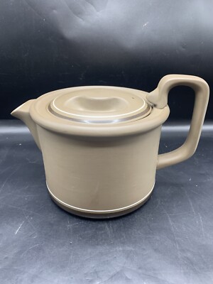 ARITA Genesis (Japan) Teapot in Brown 5243, 6 cup,  Near MINT!
