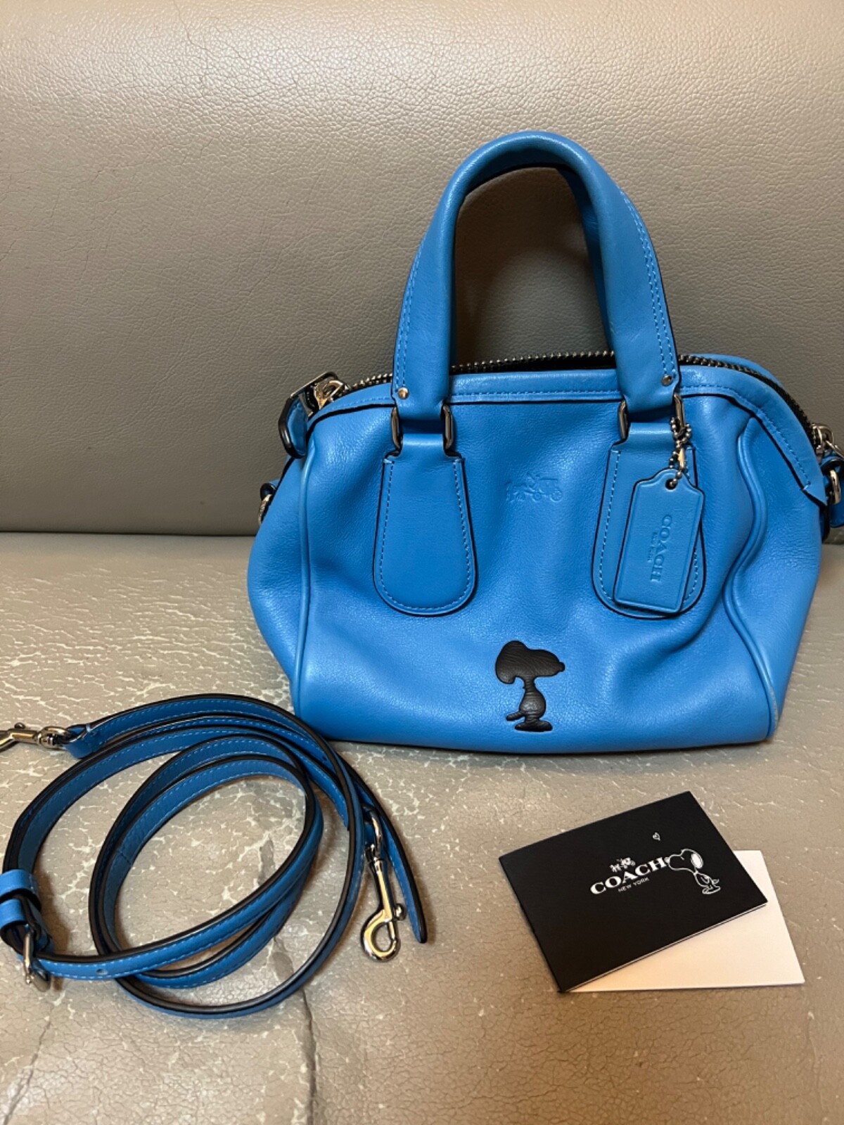 発送は8/4★COACH×PEANUTSバッグ★ NEW LIMITED EDITION COACH X PEANUTS SNOOPY BRIGHT YELLOW