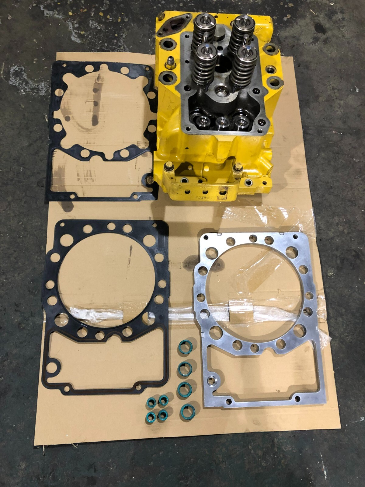 Caterpillar CAT 3508 3512 3516 Diesel Engine Cylinder # 3 Caterpillar CAT 3508 3512 3516 Diesel Engine Cylinder # 3