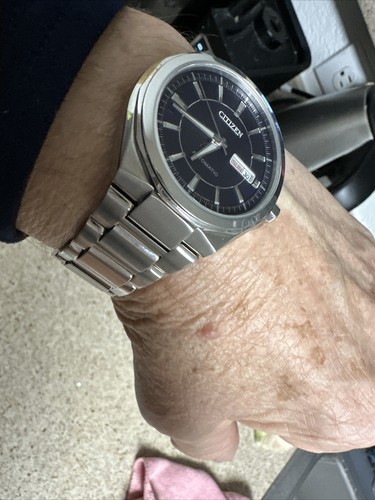 Citizen Mens Automatic Silver Stainless Steel Calendar Watch