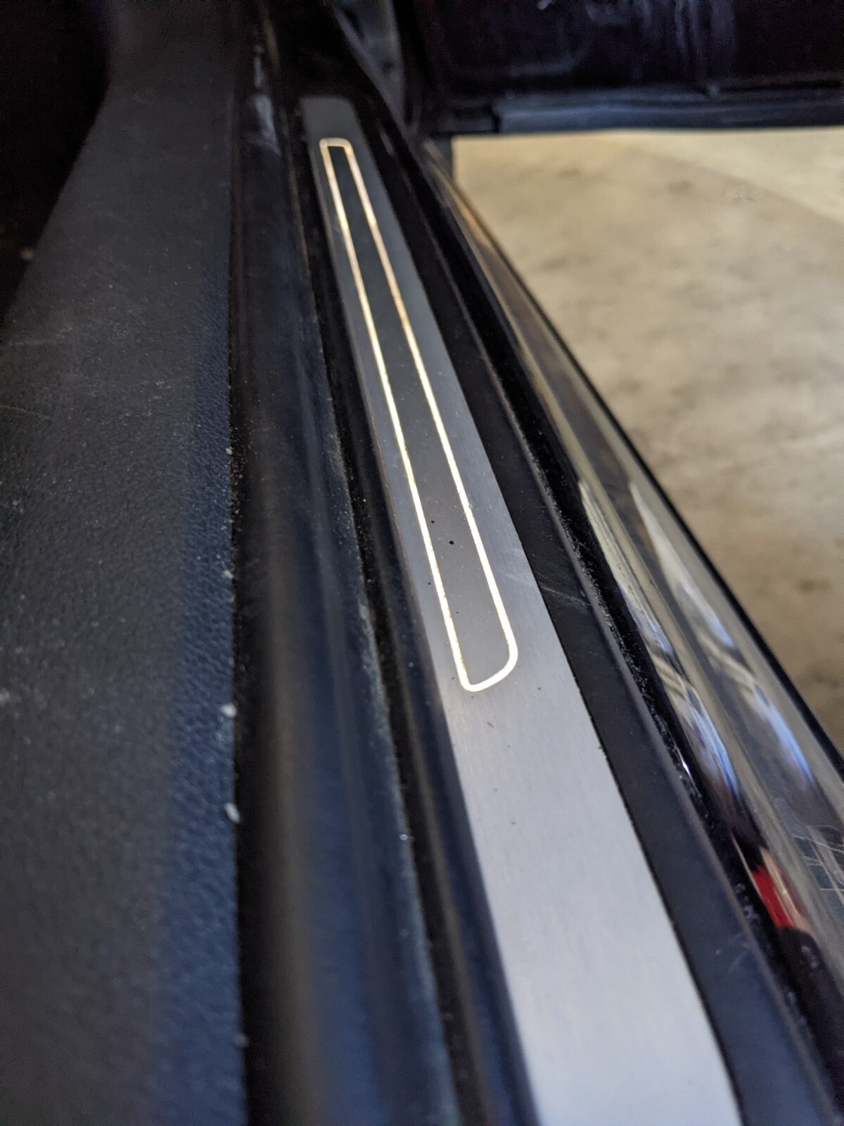2012-2018 Audi A6 S6 FRONT RIGHT Door Sill Scuff Plate Illuminated 4G0947406 c7