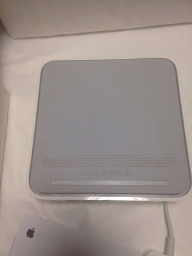 Apple Router (MA073LL/A) AirPort Extreme Make an Offer