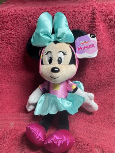 Disney Minnie: Share the Love: Colortivity with Stickers