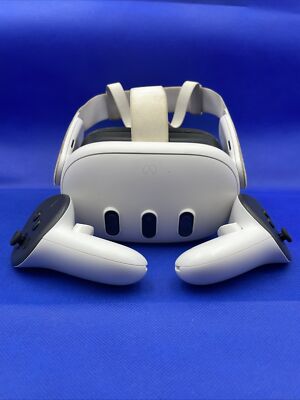 Meta Quest 3 128GB VR Virtual Reality - White Headset Set