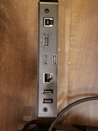 Dell USB 3.0 Ultra HD/4K Triple Monitor Display Docking Station D3100