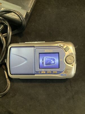 Nikon Coolpix E2500 Digital Camera With Charger And Battery Memory Card Used