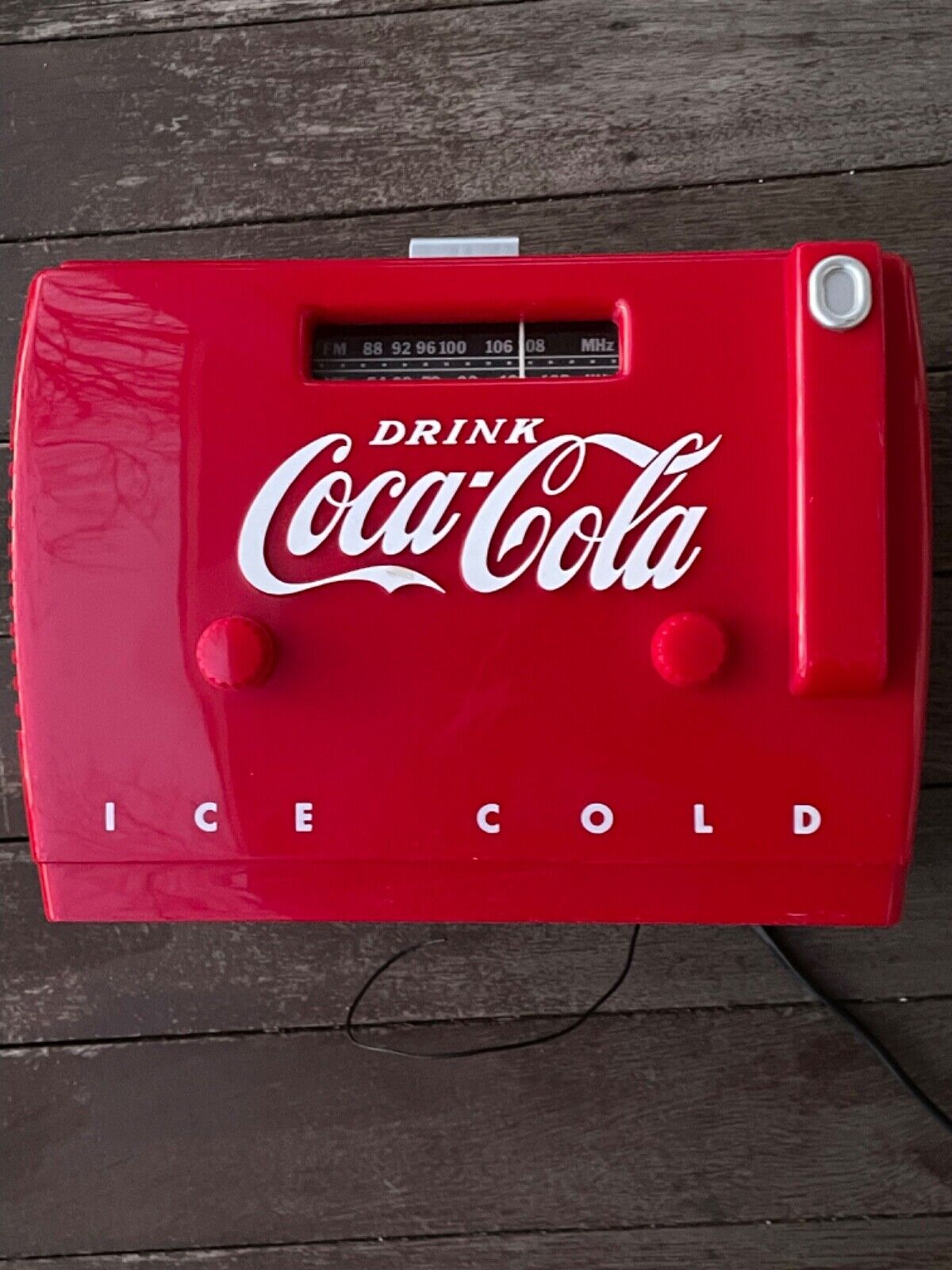 Coca-Cola Old Time Cooler Radio EURO version AM/FM Cassette